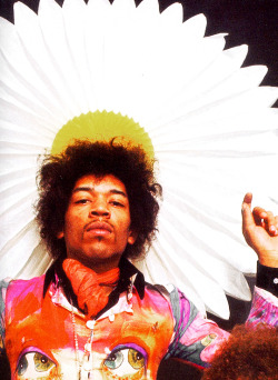 babeimgonnaleaveu:    Jimi Hendrix photographed