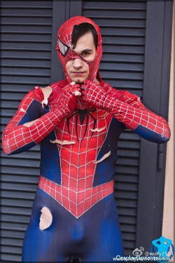 comicboys:  Spider-man cosplay