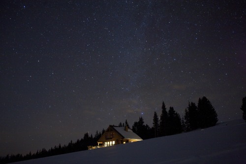 cabinporn:  Jackal Hut, Rocky Mountains, Colorado. Contributed by David Collins.