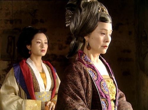 Pictures of old TV series, Poem of Daming Palace(大明宫词). It tells the legendary life of Princess Taip