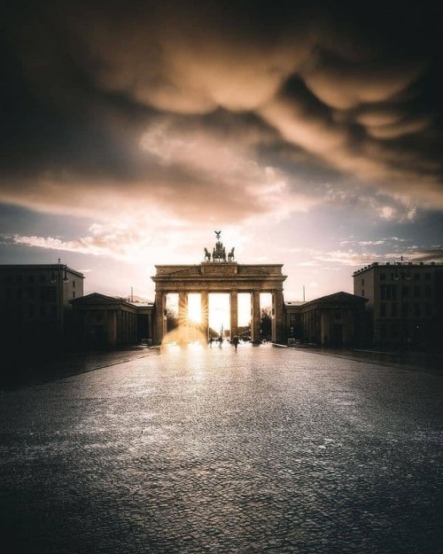 brandenburg gate