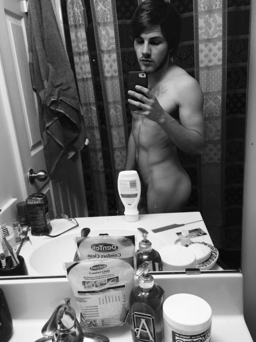 princealonzo:  Midnight mirror celfiés