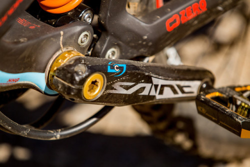 aces5050: (via Danny Hart’s Mondraker Summum - Mountain Bikes Feature Stories - Vital MTB)