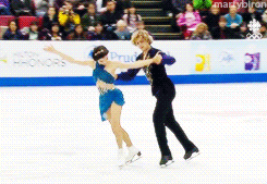 devdevnumnums:martybiron:Meryl Davis & Charlie White skating to “Scheherazade” in the 2013 Skate