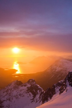 tect0nic:  Ready for a ride by Lars Mathisen via 500px. 