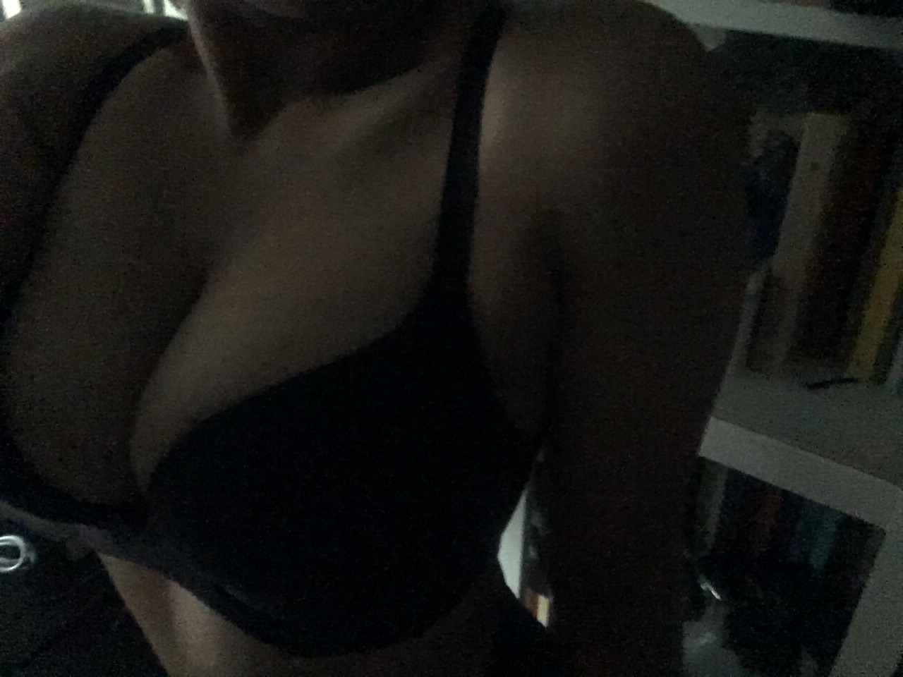 purresident:this morning light makes me look much leaner than i actually am
