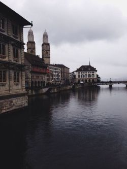 royalus:Gray Day in Zurich