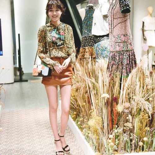 smileyanie:  160414 Sooyoung from galleriadept Instagram 