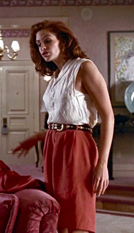 costumeloverz71: Vivian Ward (Julia Roberts) Orange blazer & shorts.. Pretty Woman (1990).. Cost