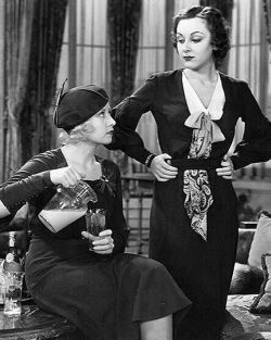 bellalagosa: Joan Blondell and Ann Dvorak