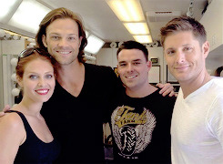 femharringrove: j2 on set → season 9