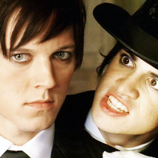 punkrockula:  Lookin at people who don’t have tumblr pro like  