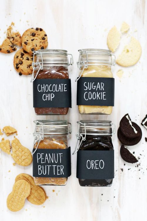 DIY Easy 4 Ingredient Cookie Butter Recipe from A Beautiful Mess. Take any cookie and blend it with 