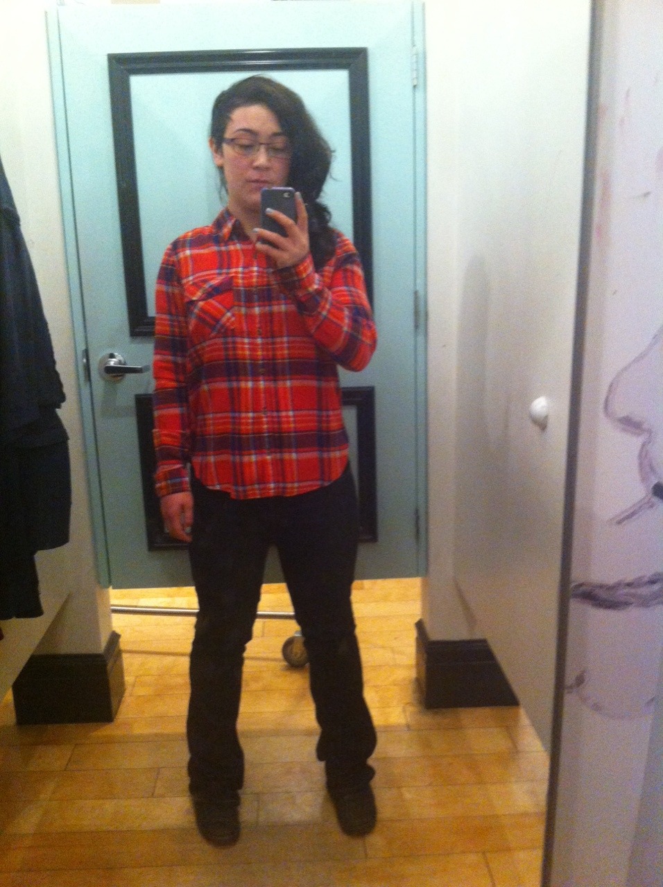 elyaphant:  have some fitting room selfies!  Send your own cell pics to fyeahcellpics
