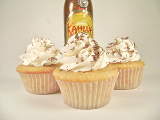 whalesharksandcake:  28 Drunken Cupcake Recipes 