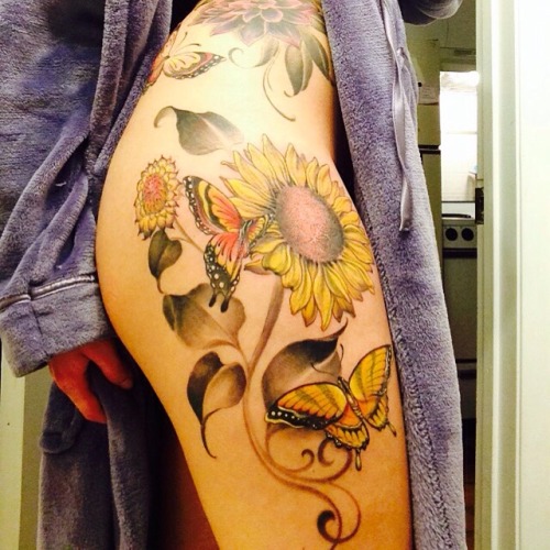 dancing-wildflower:New tattoo I’m so in love with it #