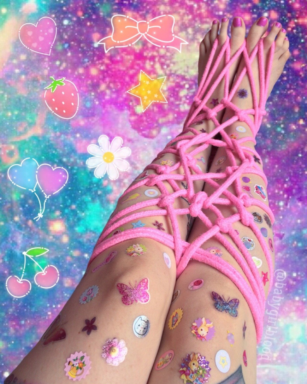 babygirl-blood:  A little bit of self tied kawaii sticker shibari 🎀💕✨  ✨Do