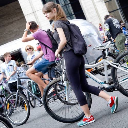 masyc:  #trekbikes #trek #ladybikers #bikegirl #cycle #electra #veloparad #velo #letsbikeit #велопар