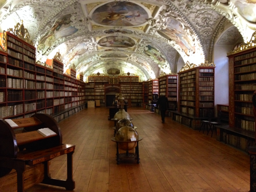 The splendor of Strahov Library I am typing this while looking at the building where these images we