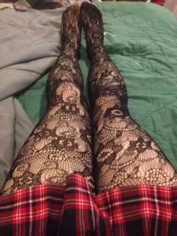 marcycross:  Got some new tights <3, I