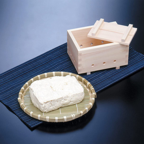 Enjoy delicious homemade tofu with your very own Tofu Maker Kit. Included in the kit are sheet liner