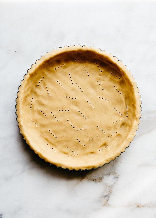 sweetoothgirl:    CHOCOLATE-CARAMEL MACADAMIA NUT TART    Uh&hellip;YES PLEASE!