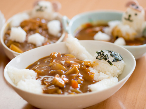 fuckyeah-japanesefood:  カレー風呂 -Curry bath- by tepe777 on Flickr.