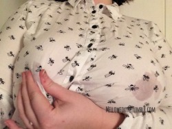 mellowfoxy:  At work bra-less (and brainless) leaking everywhere…🍼💦