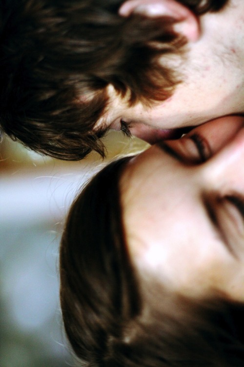 sunst0ne:  post-kiss (by emily cain)