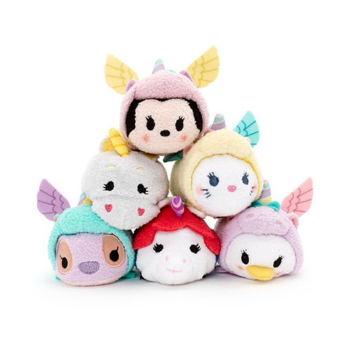 The Unicorn Tsum Tsum Collection is now available in the UK/Europe! The collection will be available