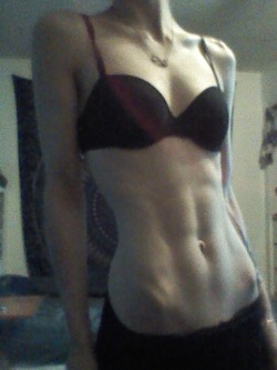 kittenxsub:  Some how I achieved abs by doing nothing  Hot af