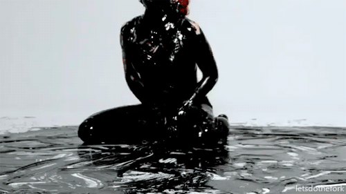 laudanumandabsinthe:  dirtyblondemind:  sadaria-knight:  S✝K  I see your girl is an artist @laudanumandabsinthe; I like her.  Costs me a fortune in paint but  Ars Gratia Artis     That is a statement I fully support. 