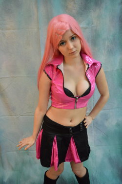 hotcosplaychicks:  Everything is better in