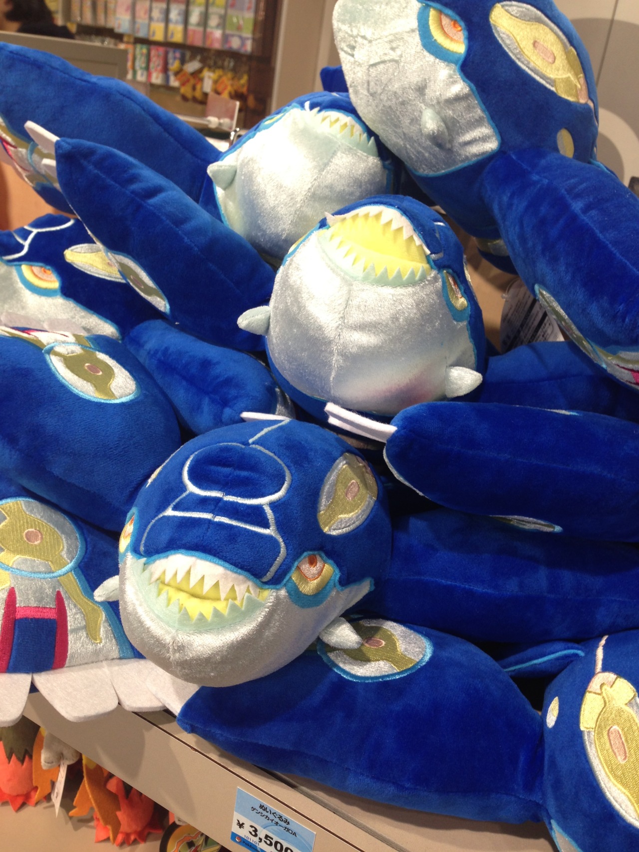 zombiemiki:  ORAS release day! I arrived at the Tokyo Pokemon Center at 7 am and