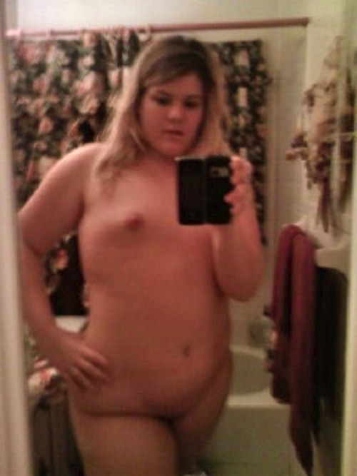 akffmf:  always looking for trades, young n chubby 