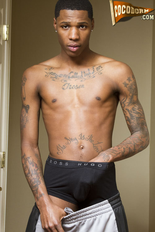 letsspillsometea2:  yoo i cant is this you @lcorn13 Leon Lance  photo set 1