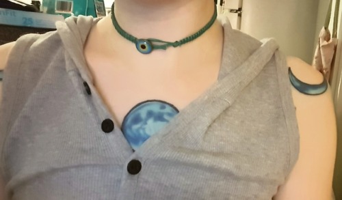 I got a couple eyeball buttons to use as clasps on some of these chokers and bracelets owo