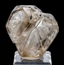 bijoux-et-mineraux:  Herkimer “Diamond”