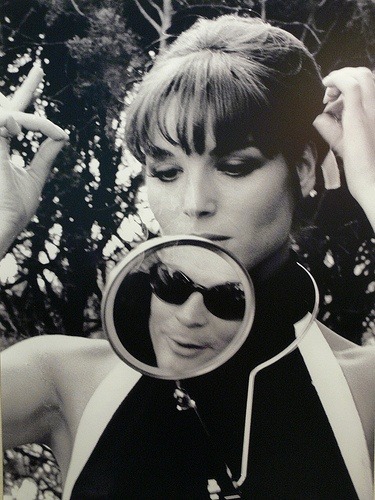lapitiedangereuse:  The 10th Victim (1965)  Elsa Martinelli