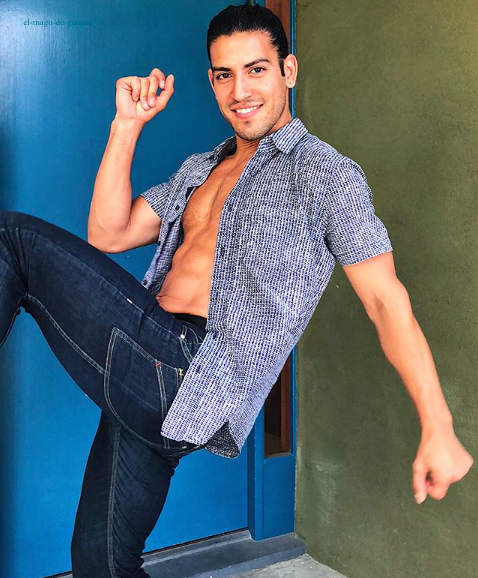 Aaron Valenzuela