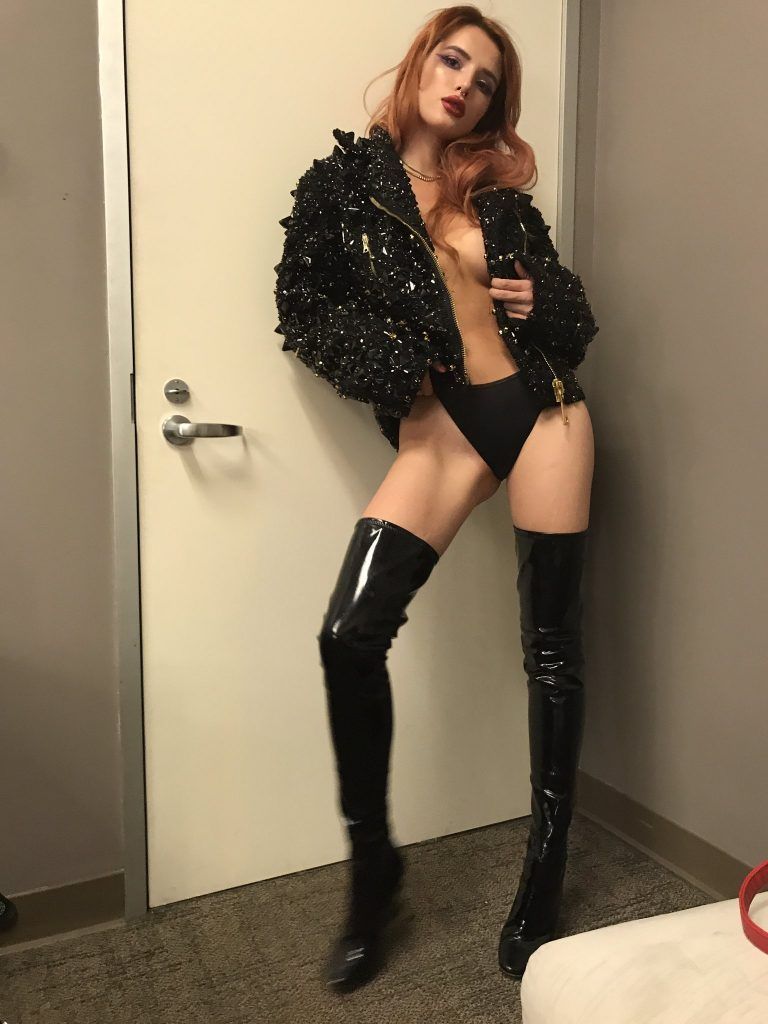 thesexiestcelebs:  Bella Thorne 