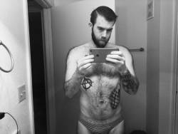 love-chest-hair:  B&W bathroom shot ….