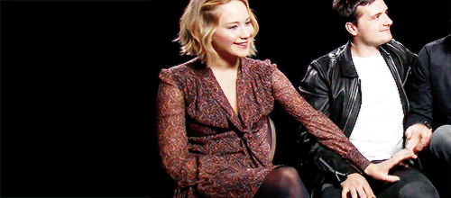 steadypeeta-deactivated20170109:  Jennifer starring: Josh’s Leg throughout the