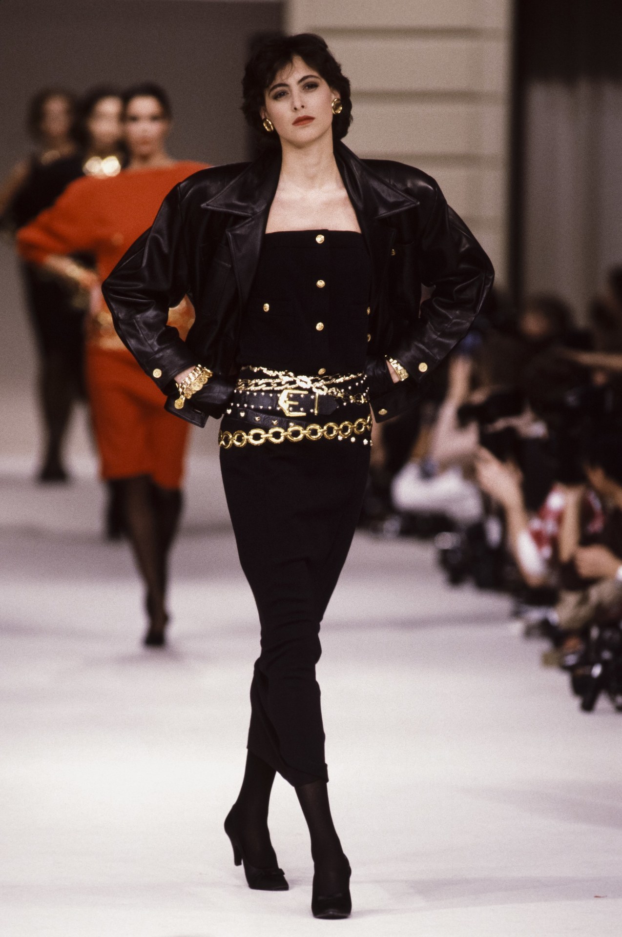 80s Chanel by Karl Lagerfeld  Ines de la Fressange runway compilation HD 