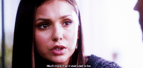 Stelena Epic Love - No 1x01, após a morte de seus pais, Elena ia