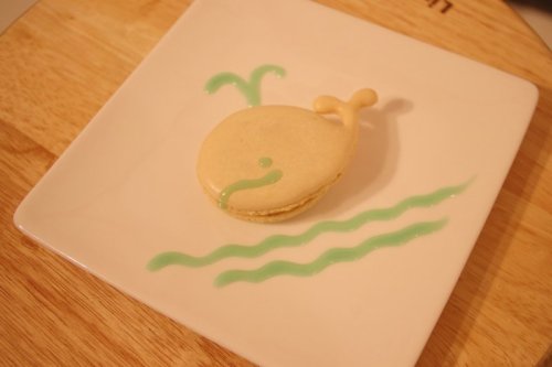 Porn Pics ice-cream-party:  Adorable whale-shaped macarons~