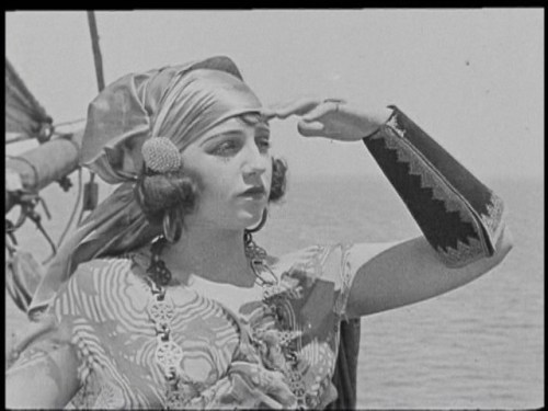 thewisecrackingstwenties:  Bebe Daniels in Captain Kidd’s kid (1919)