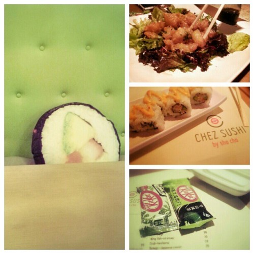 Dinner at #chezsushi :) #sushi #japaneese #foos #instafood #pillow #kitkat #yummy