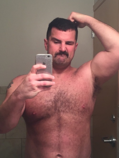 fhabhotdamncobs:  madcub8033: Some Naughty, some Nice,  Some gym updates  W♂♂F     (WARNIN