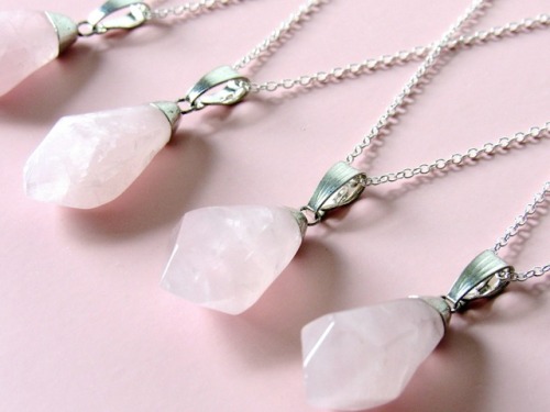 Rose Quartz Raindrop Necklaces // Kloica Accessories In honor of #internationalwomensday, take 30% o